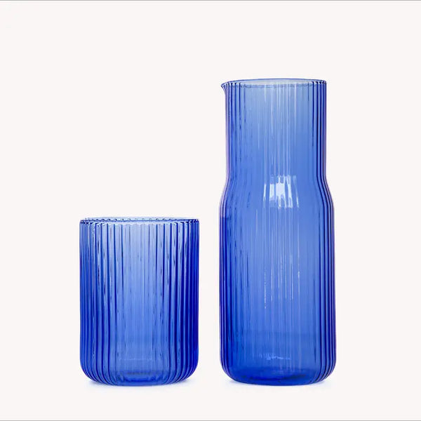 GLASS CARAFE